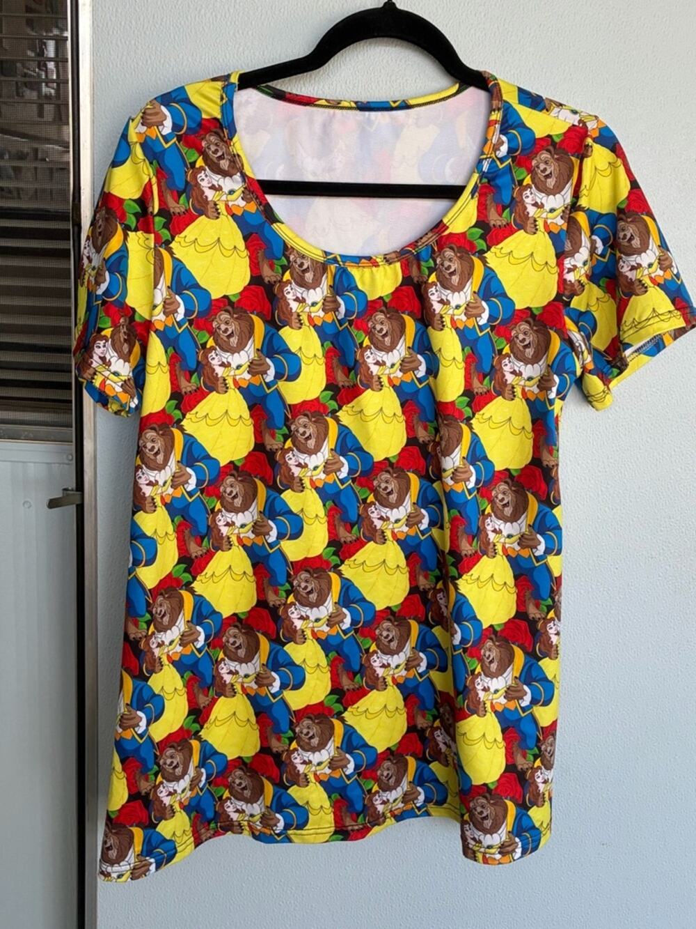 Ambrie T-Shirt Top Disney Beauty and the Beast Women's Medium